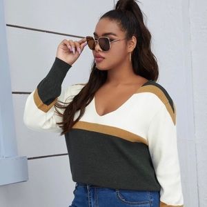 V-Neck Color Block Sweater - Plus